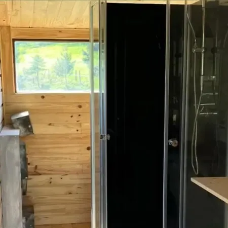 Au Bord D'un Etang Gospodarstwo wiejskie