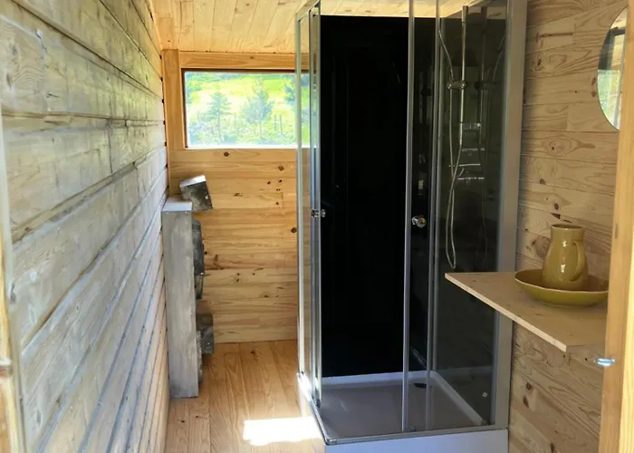 Au Bord D'un Etang Saint-Pierre-Eynac